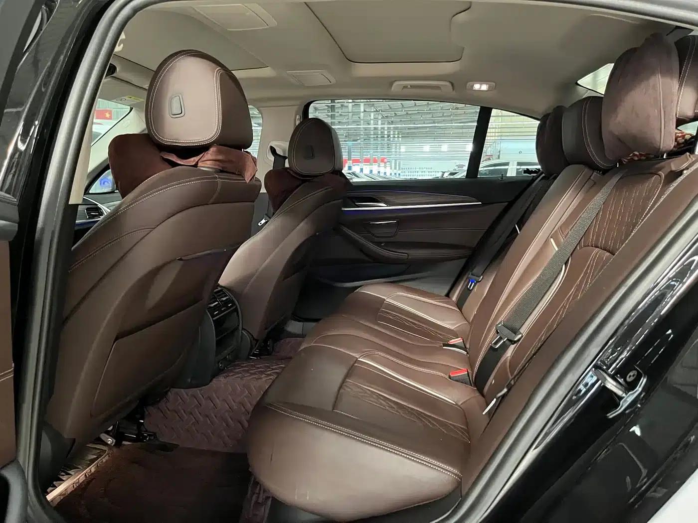 BMW 5 Series PHEV 2019 Facelift 530Le Luxury Package — миниатюра 12