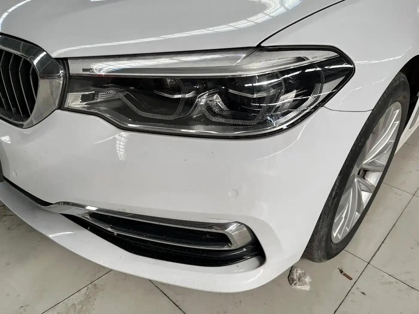 BMW 5 Series PHEV 2019 Facelift 530Le Luxury Package — миниатюра 4