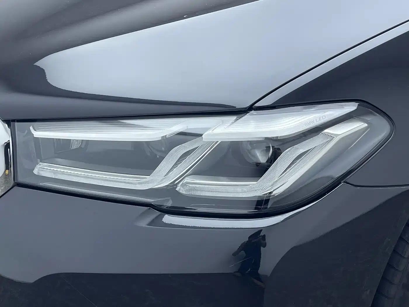 BMW 5 Series PHEV 2021 535Le Luxury Package — миниатюра 7