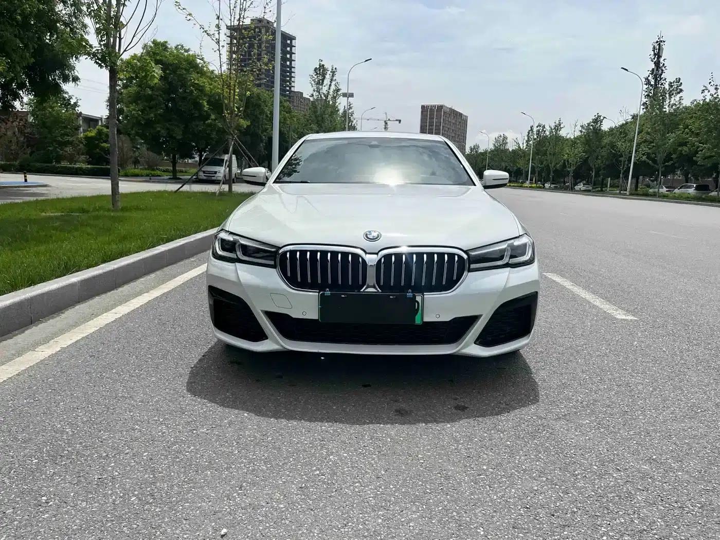 BMW 5 Series PHEV 2021 Facelift 535Le M Sport Package — миниатюра 2