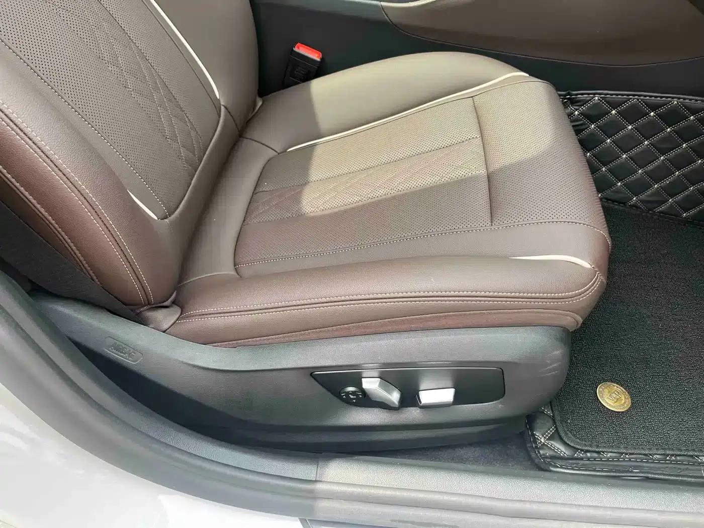 BMW 5 Series PHEV 2021 Facelift 535Le M Sport Package — миниатюра 12