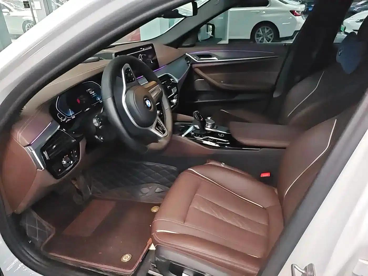 BMW 5 Series PHEV 2021 Facelift 535Le M Sport Package — миниатюра 5