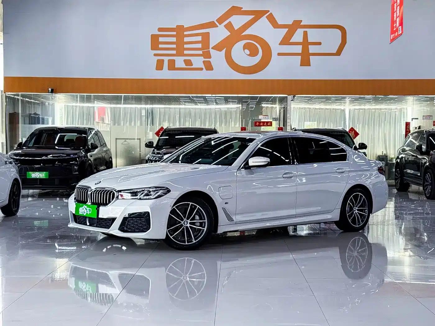 BMW 5 Series PHEV 2021 535Le Pioneer Edition M Sport Package — миниатюра 2