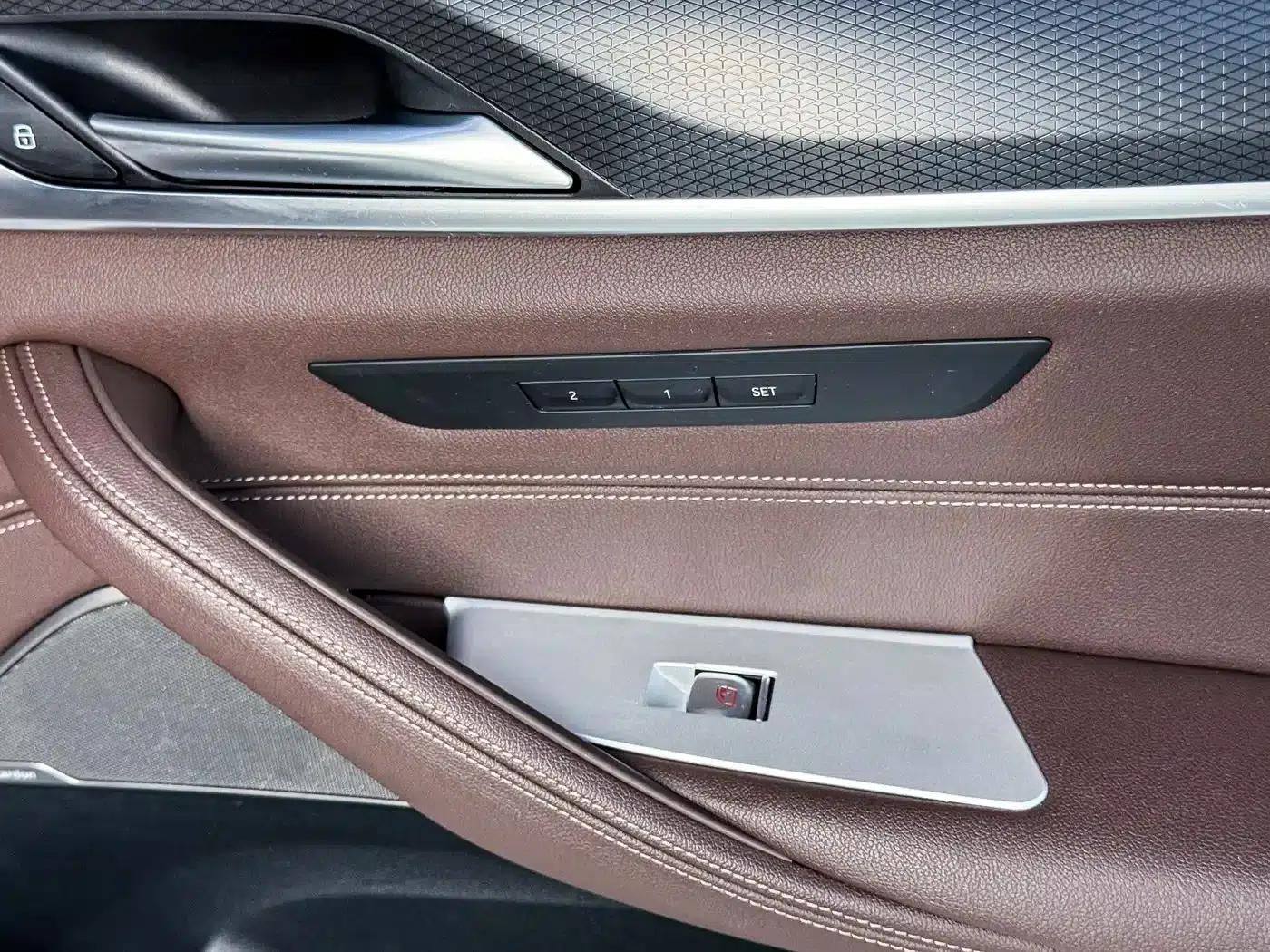 BMW 5 Series PHEV 2021 535Le Pioneer Edition M Sport Package — миниатюра 12