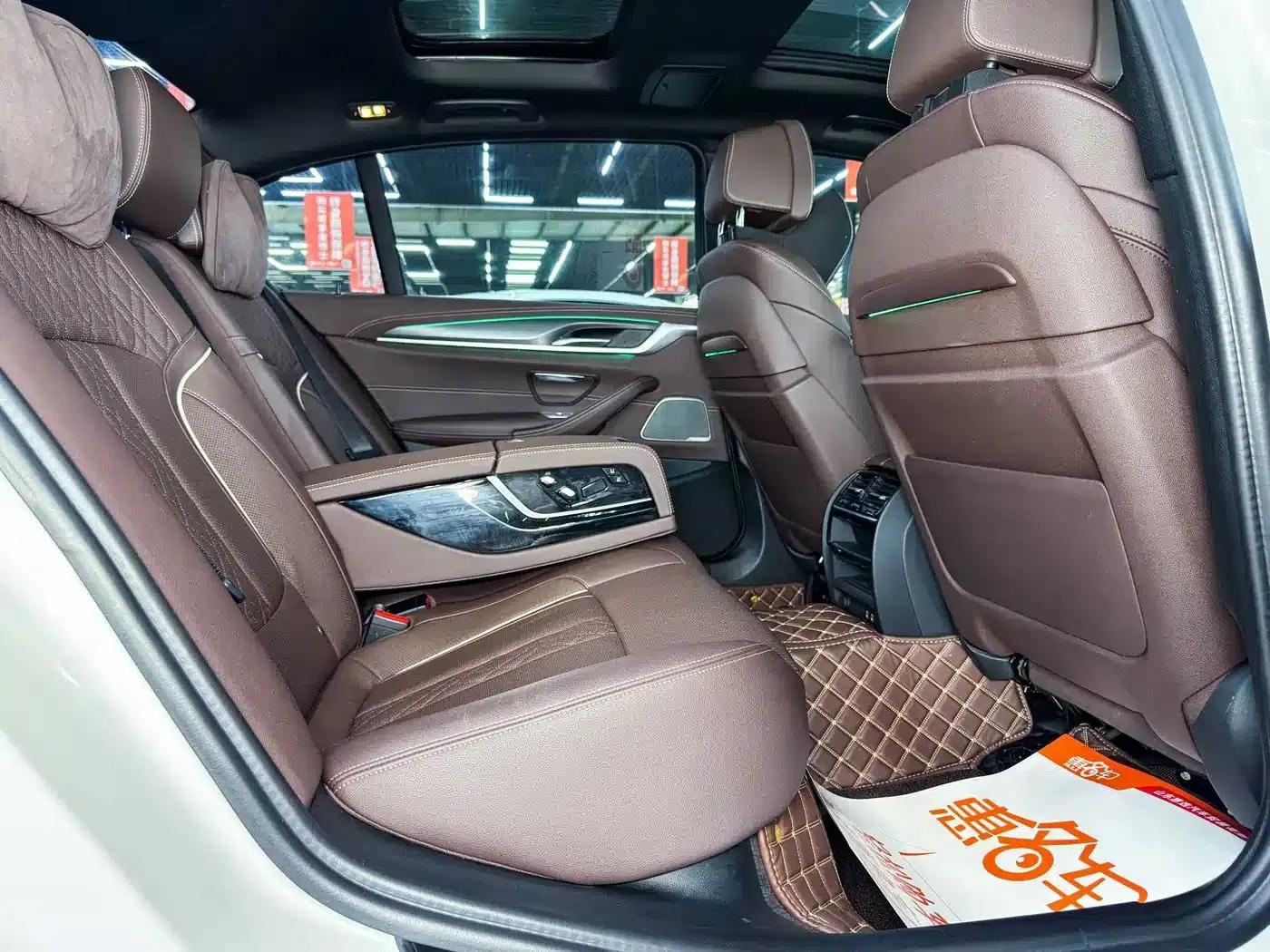 BMW 5 Series PHEV 2021 535Le Pioneer Edition M Sport Package — миниатюра 19