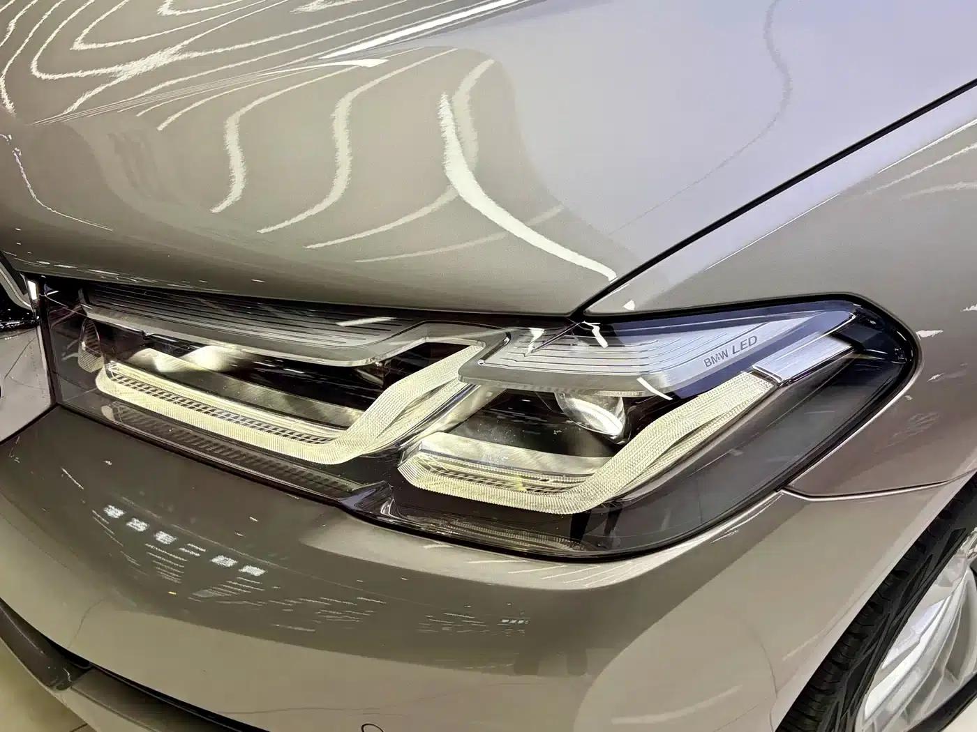 BMW 5 Series PHEV 2021 535Le Luxury Package — миниатюра 9