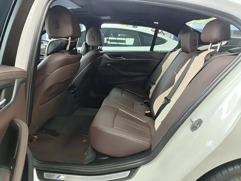 BMW 5 Series PHEV 2022 Facelift 535Le M Sport Package — миниатюра 17