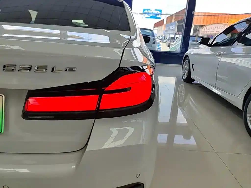 BMW 5 Series PHEV 2022 Facelift 535Le M Sport Package — миниатюра 8