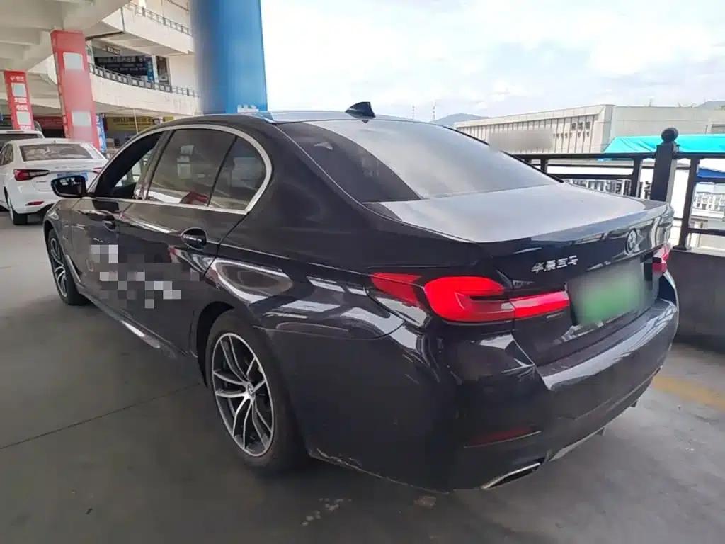 BMW 5 Series PHEV 2022 Facelift 535Le M Sport Package — миниатюра 5