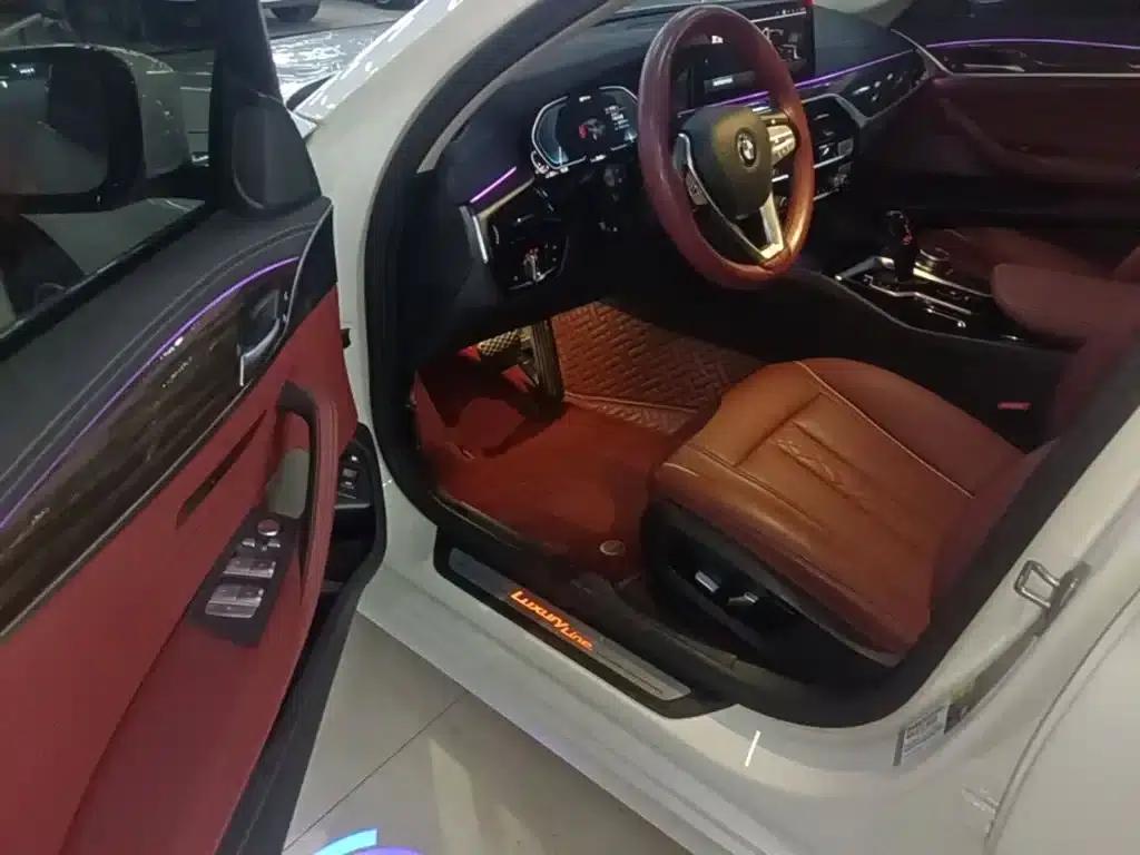 BMW 5 Series PHEV 2022 Facelift 535Le M Sport Package — миниатюра 16