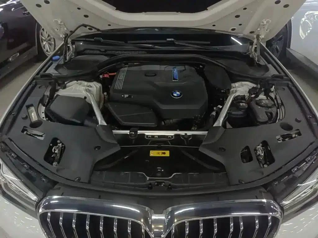 BMW 5 Series PHEV 2022 Facelift 535Le M Sport Package — миниатюра 20