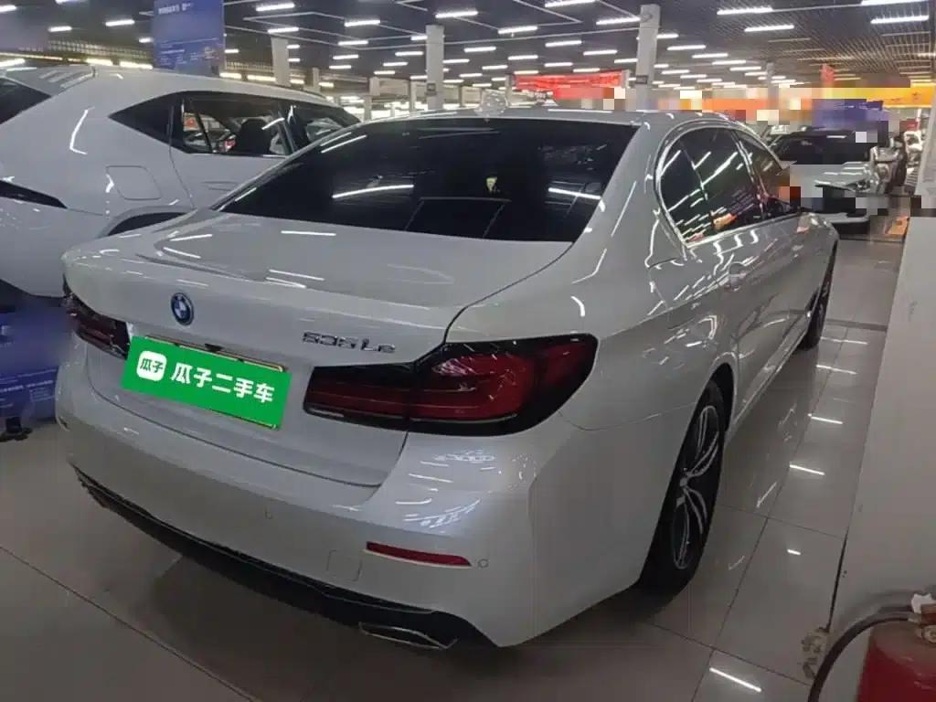 BMW 5 Series PHEV 2022 Facelift 535Le M Sport Package — миниатюра 7