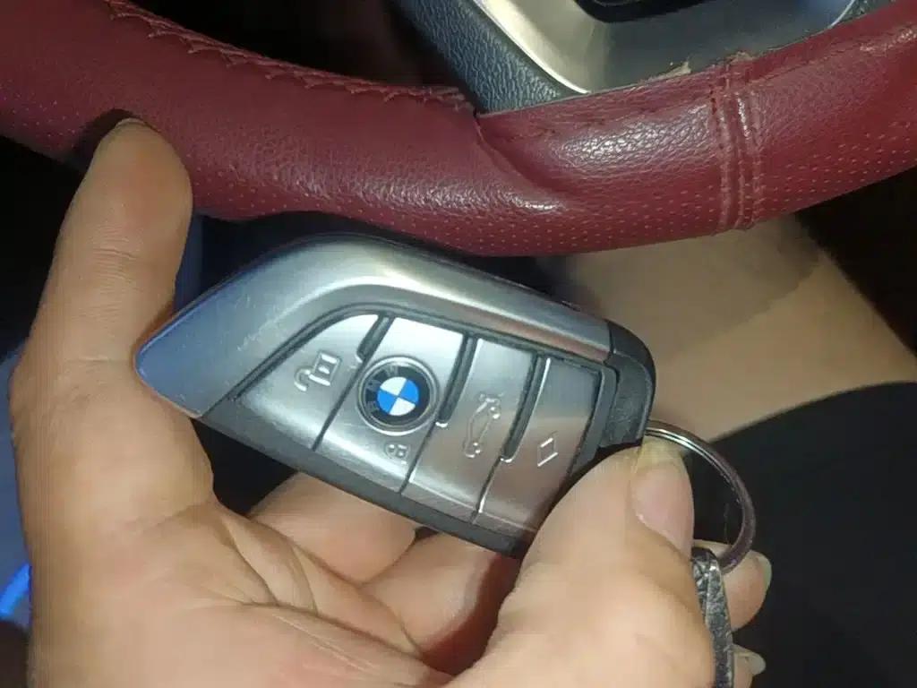 BMW 5 Series PHEV 2022 Facelift 535Le M Sport Package — миниатюра 9