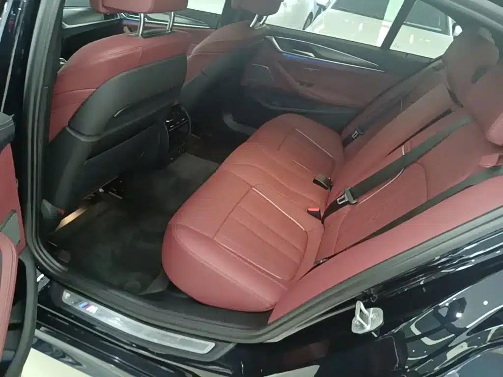 BMW 5 Series PHEV 2022 535Le Pioneer Edition M Sport Package — миниатюра 17