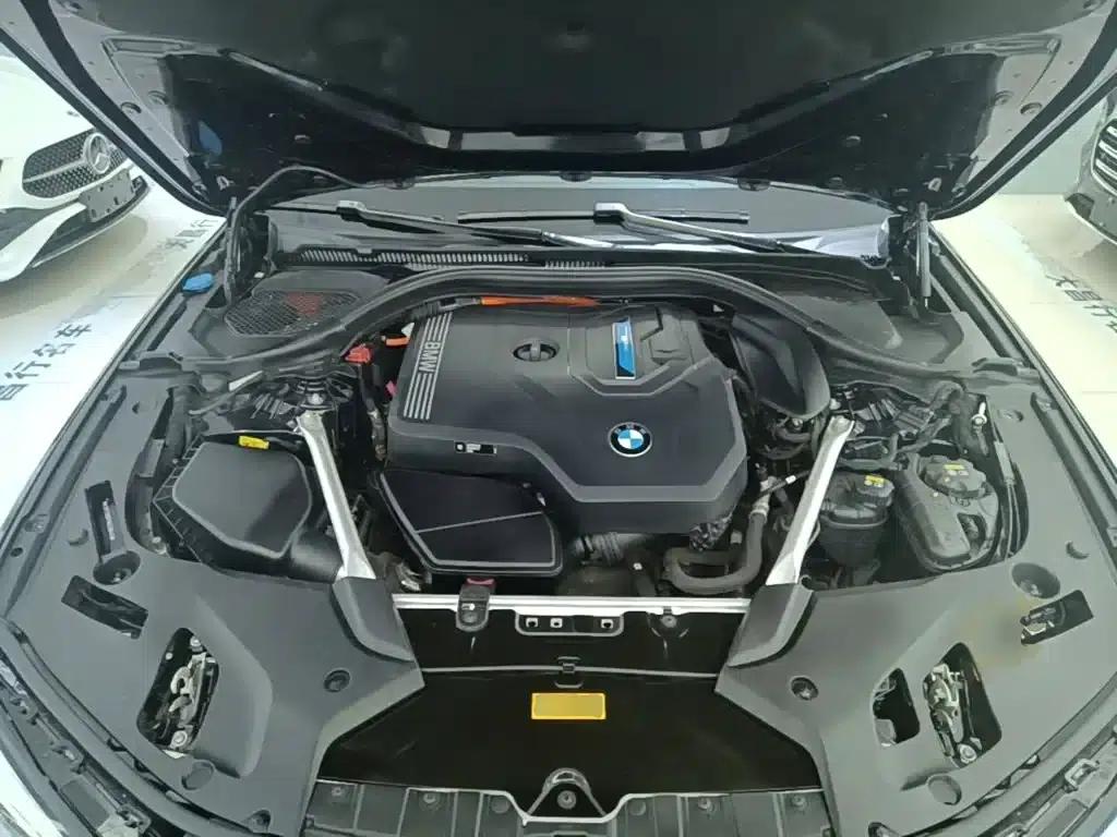 BMW 5 Series PHEV 2022 535Le Pioneer Edition M Sport Package — миниатюра 20