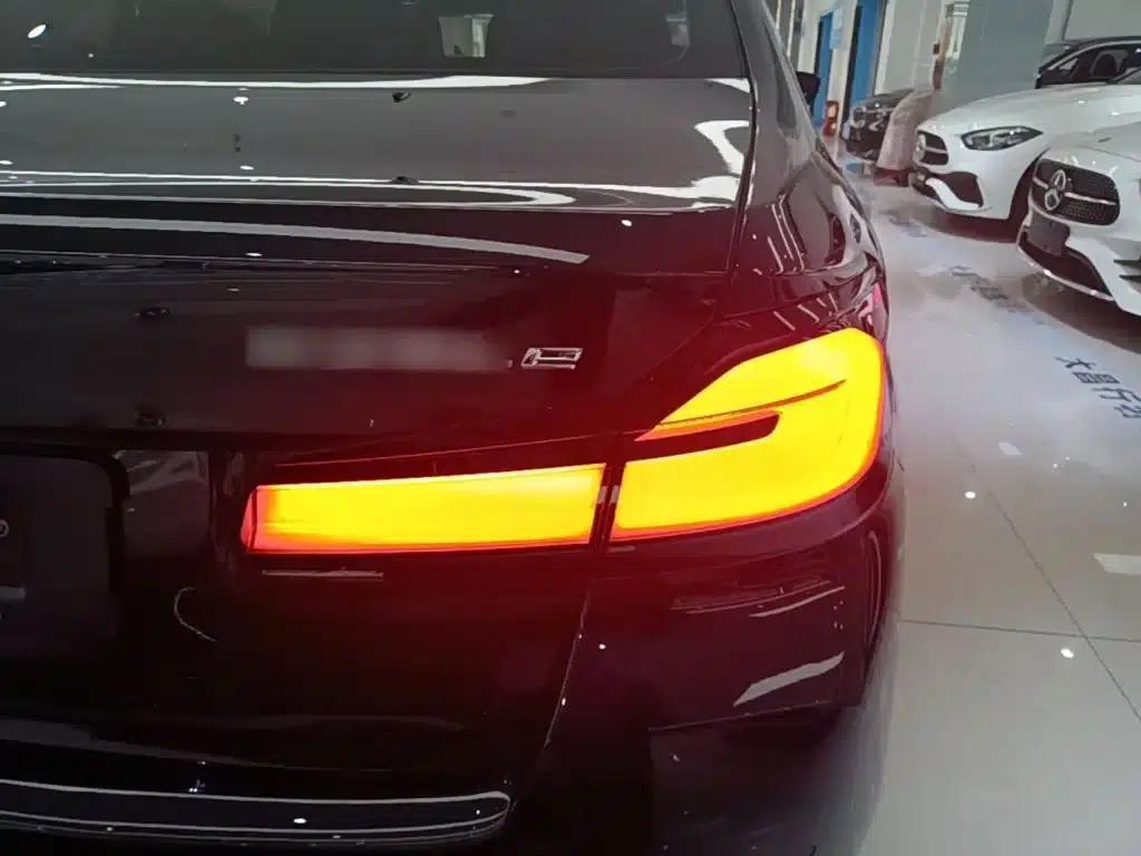 BMW 5 Series PHEV 2022 535Le Pioneer Edition M Sport Package — миниатюра 8