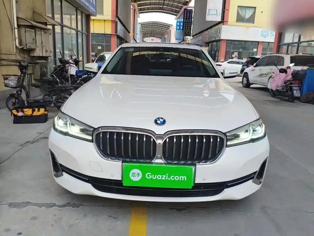 BMW 5 Series PHEV 2022 Facelift 535Le Luxury Package — миниатюра 3