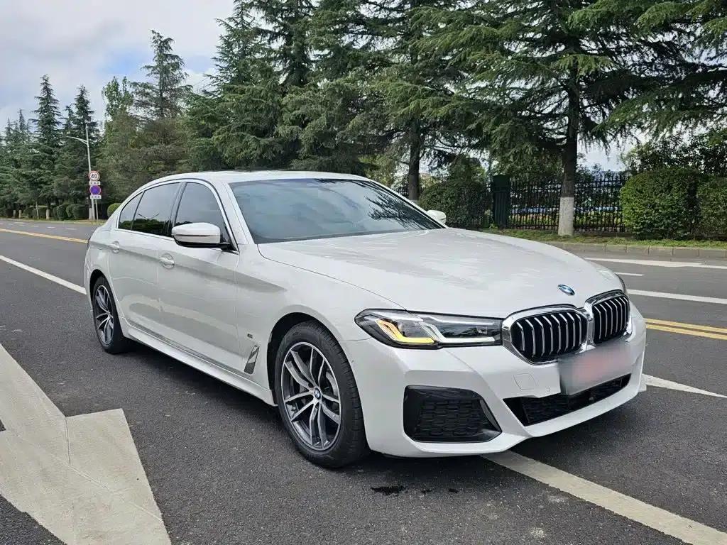 BMW 5 Series PHEV 2022 535Le Pioneer Edition M Sport Package — миниатюра 12