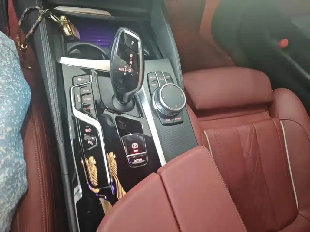 BMW 5 Series PHEV 2022 535Le Pioneer Edition M Sport Package — миниатюра 13