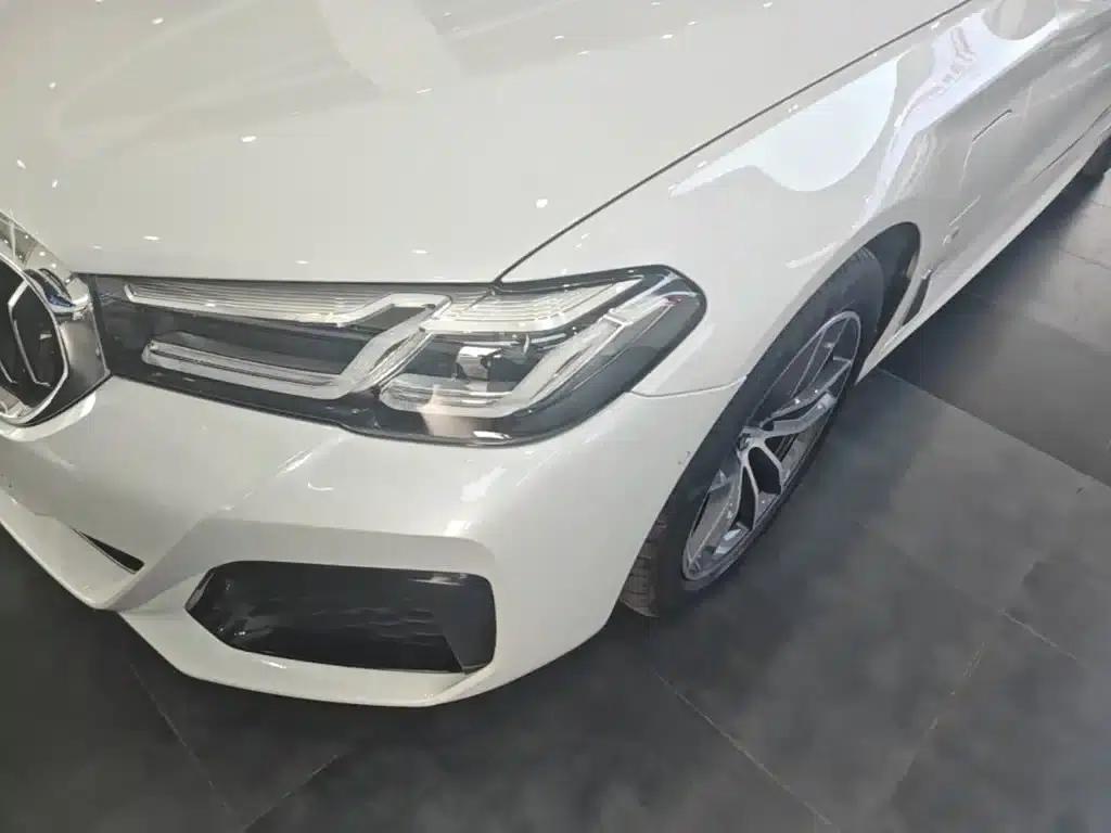 BMW 5 Series PHEV 2022 535Le Pioneer Edition M Sport Package — миниатюра 3