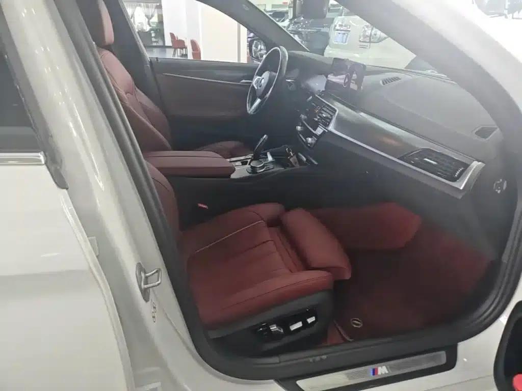 BMW 5 Series PHEV 2022 535Le Pioneer Edition M Sport Package — миниатюра 4