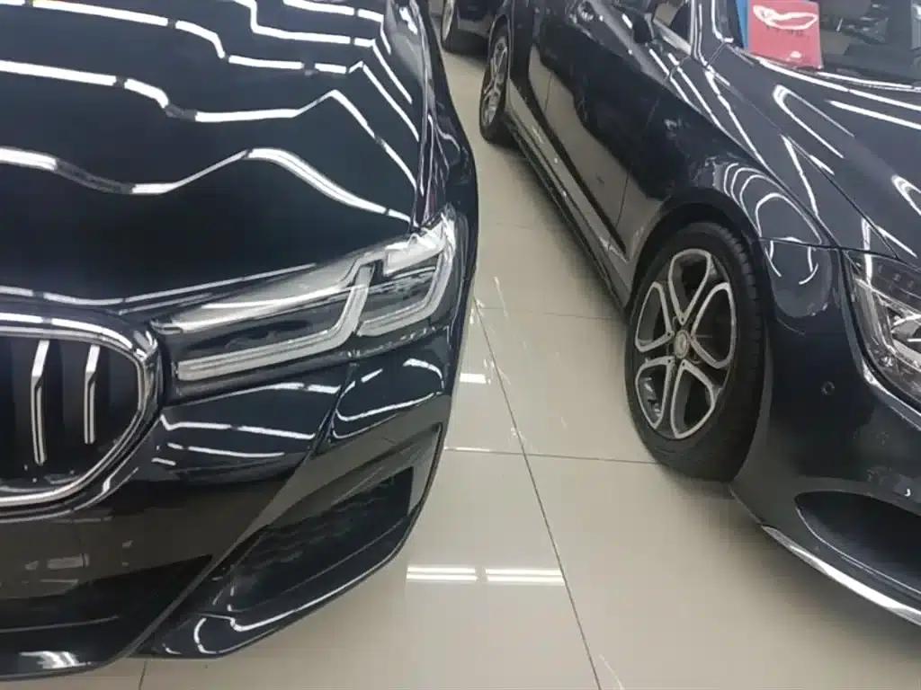 BMW 5 Series PHEV 2021 535Le M Sport Package — миниатюра 24