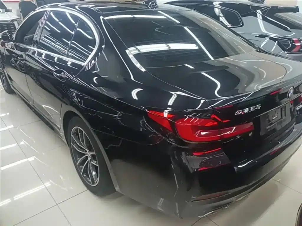 BMW 5 Series PHEV 2021 535Le M Sport Package — миниатюра 5