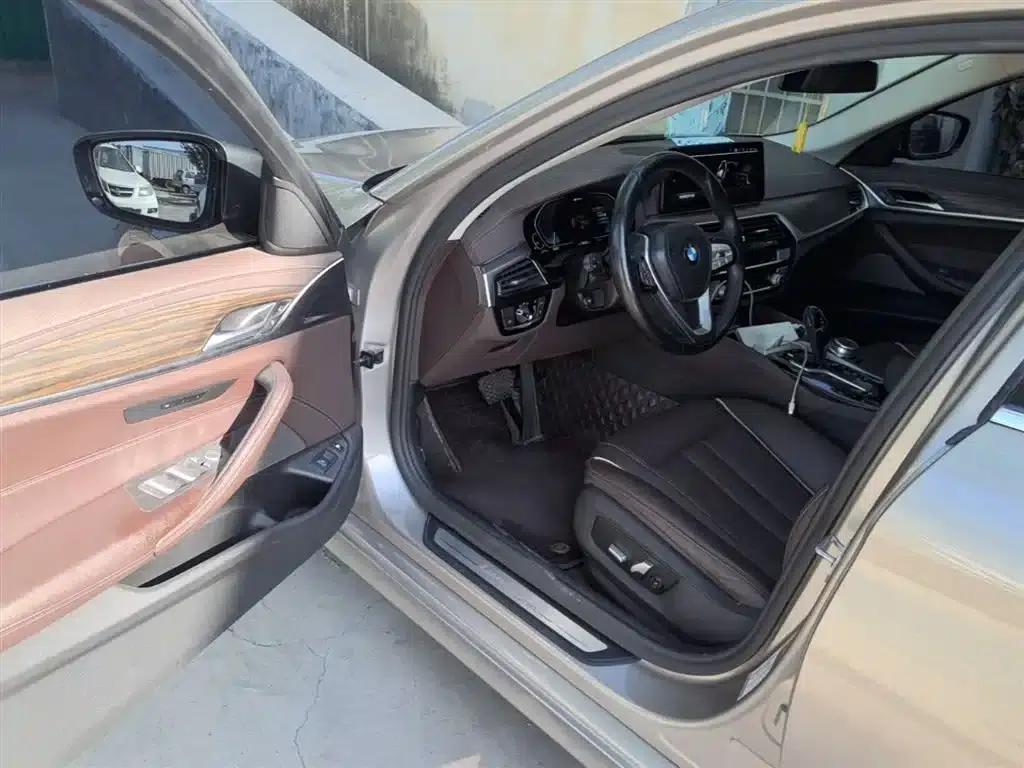 BMW 5 Series PHEV 2022 535Le Luxury Package — миниатюра 12