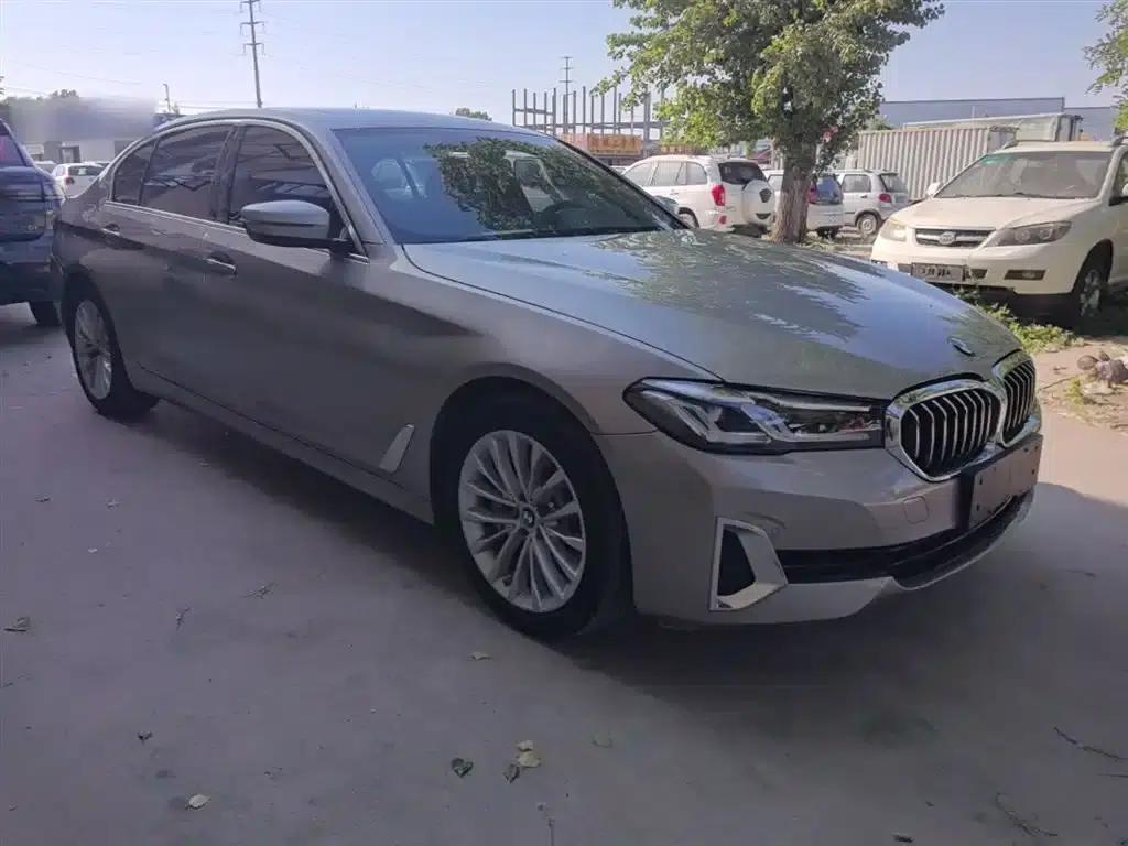 BMW 5 Series PHEV 2022 535Le Luxury Package — миниатюра 22