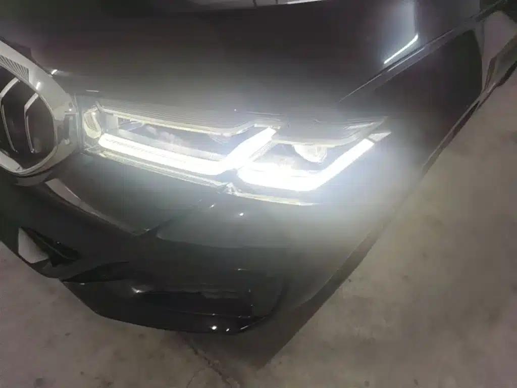 BMW 5 Series PHEV 2022 Facelift 535Le M Sport Package — миниатюра 24