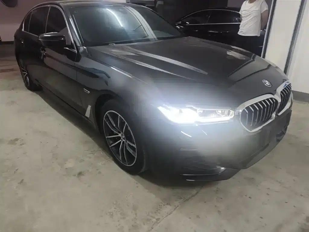 BMW 5 Series PHEV 2022 Facelift 535Le M Sport Package — миниатюра 4