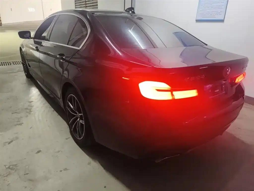 BMW 5 Series PHEV 2022 Facelift 535Le M Sport Package — миниатюра 5