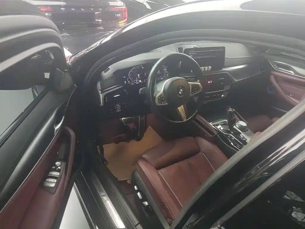 BMW 5 Series PHEV 2021 535Le Pioneer Edition M Sport Package — миниатюра 16