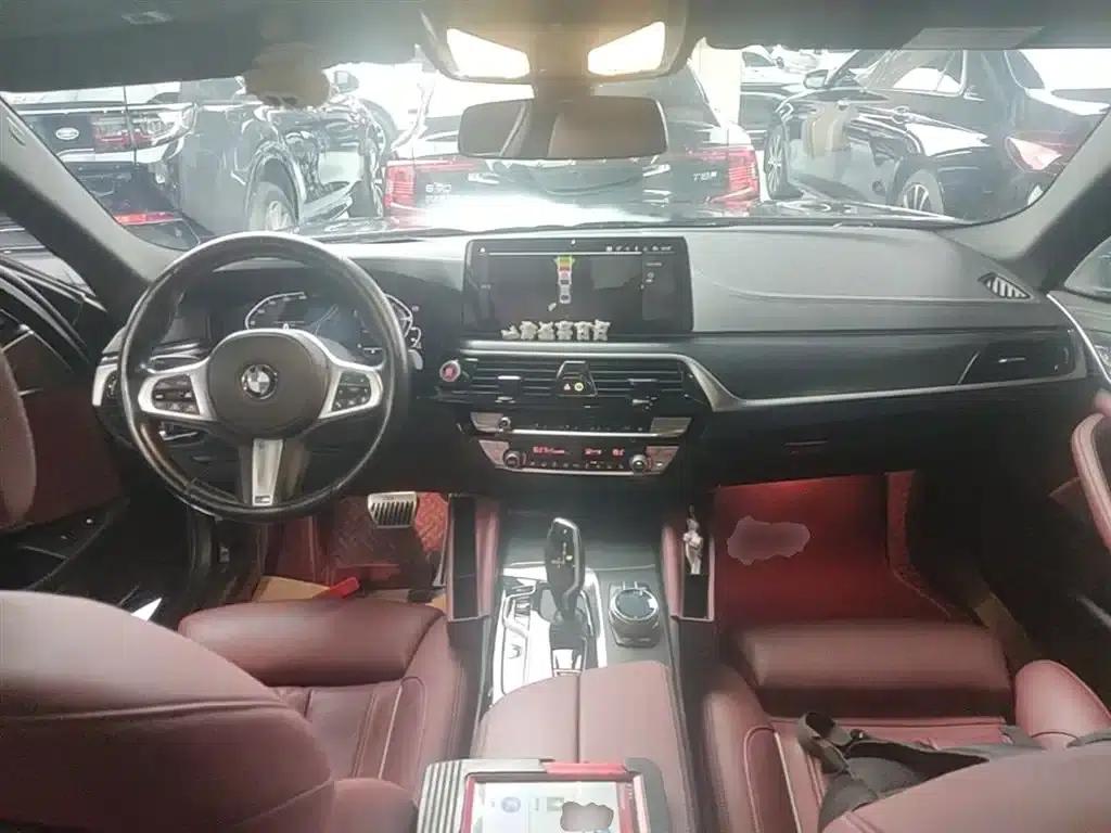 BMW 5 Series PHEV 2021 535Le Pioneer Edition M Sport Package — миниатюра 10