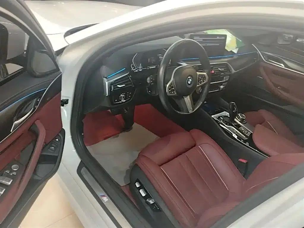 BMW 5 Series PHEV 2022 Facelift 535Le Pioneer Edition M Sport Package — миниатюра 16
