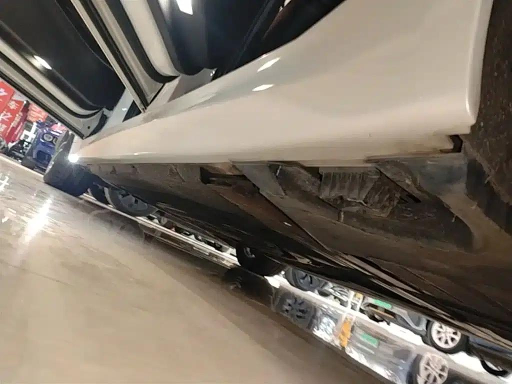 BMW 5 Series PHEV 2022 Facelift 535Le Pioneer Edition M Sport Package — миниатюра 22