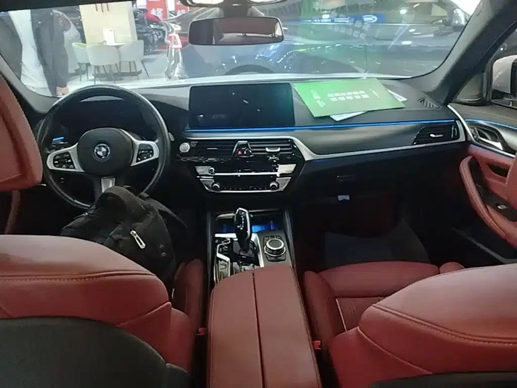 BMW 5 Series PHEV 2022 Facelift 535Le Pioneer Edition M Sport Package — миниатюра 10