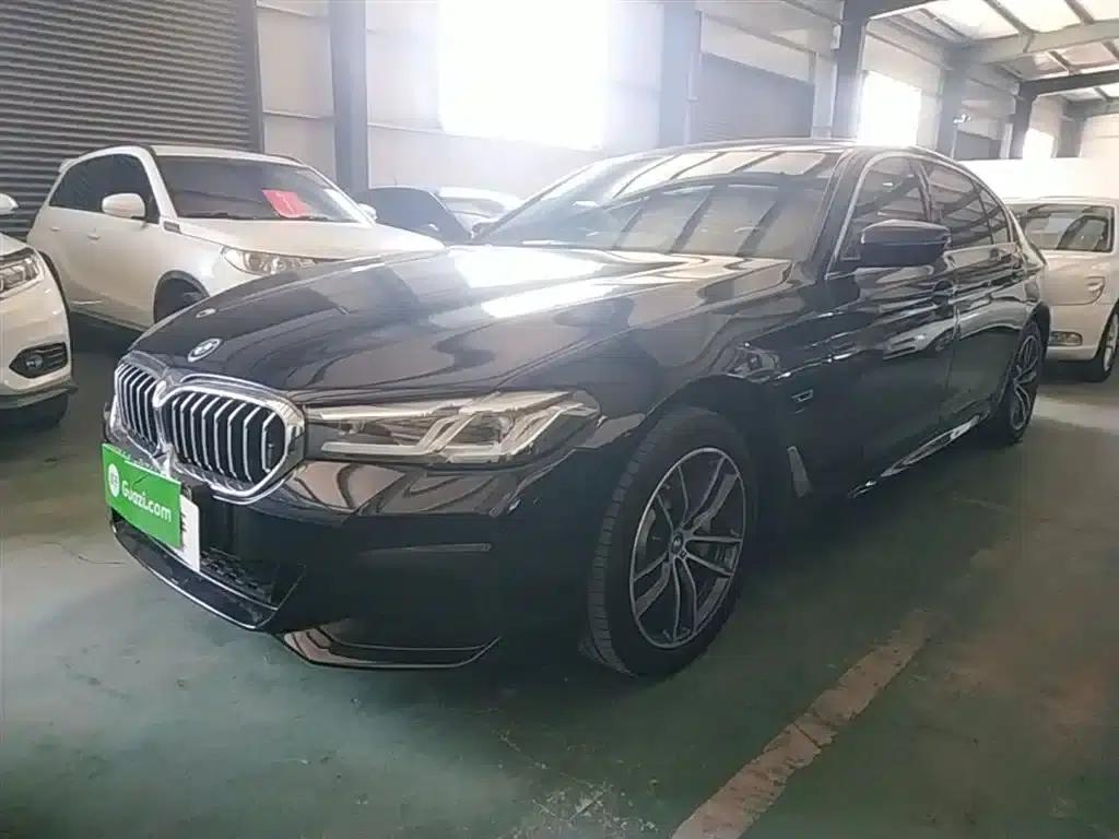 BMW 5 Series PHEV 2022 Facelift 535Le M Sport Package — миниатюра 2
