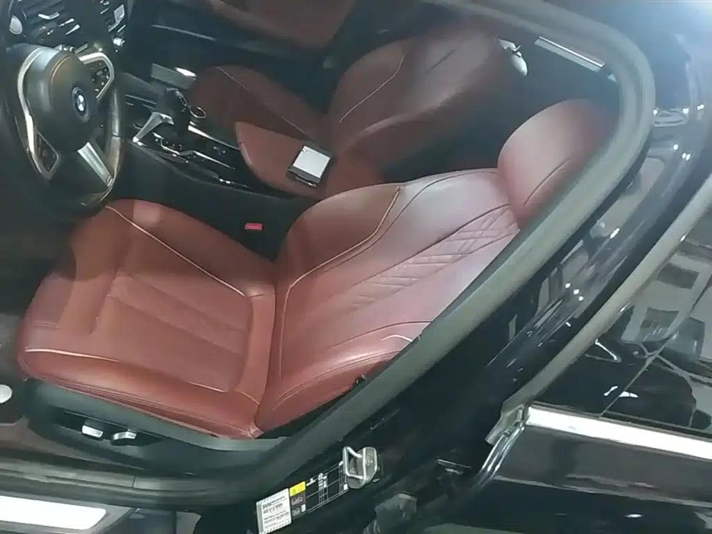 BMW 5 Series PHEV 2022 Facelift 535Le M Sport Package — миниатюра 15