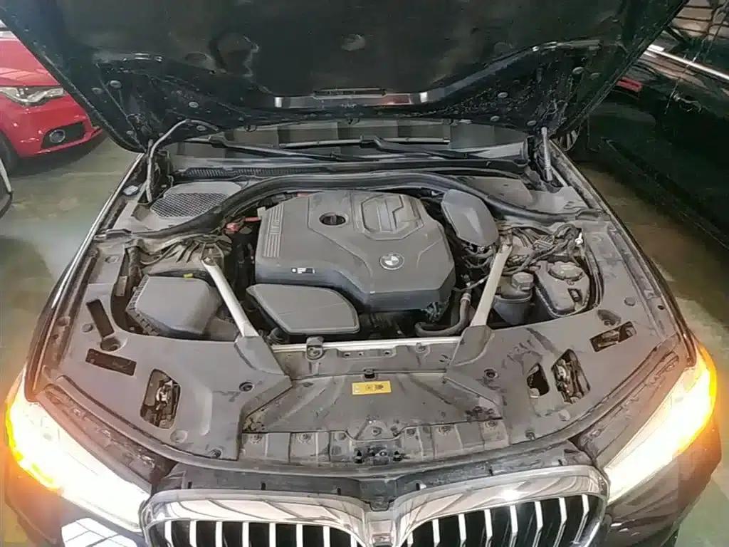 BMW 5 Series PHEV 2022 Facelift 535Le M Sport Package — миниатюра 20