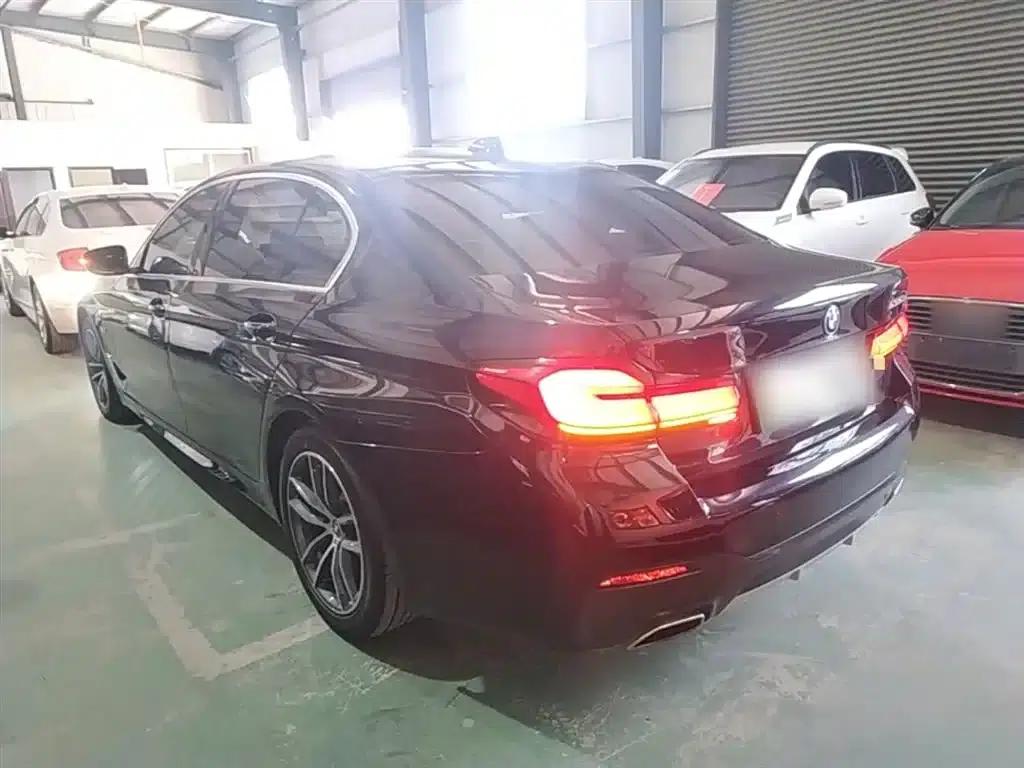 BMW 5 Series PHEV 2022 Facelift 535Le M Sport Package — миниатюра 5