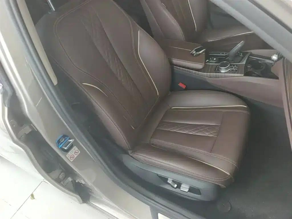 BMW 5 Series PHEV 2019 530Le Luxury Package — миниатюра 25