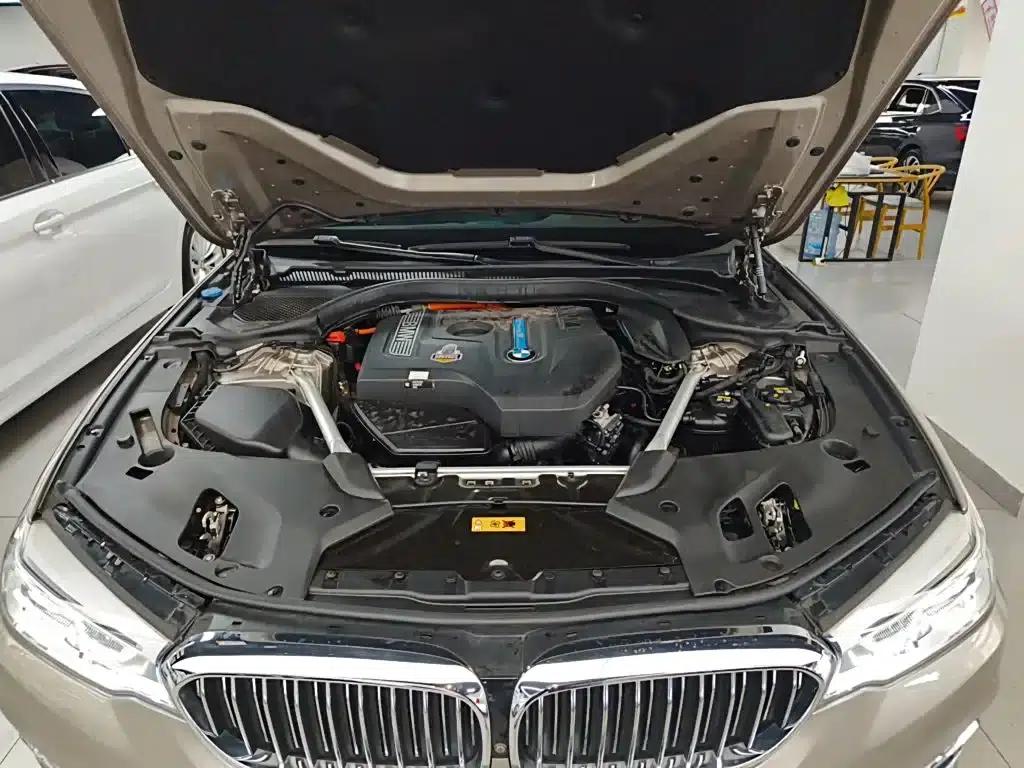 BMW 5 Series PHEV 2020 Mileage Upgrade Edition 530Le Luxury Package — миниатюра 16