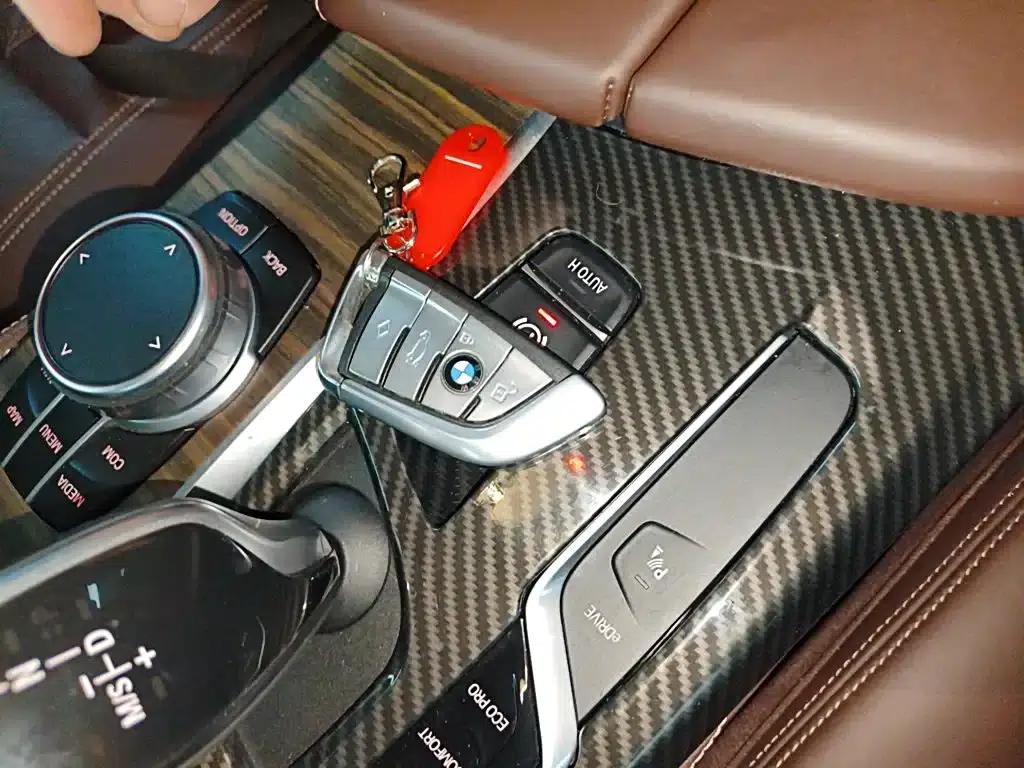 BMW 5 Series PHEV 2020 Mileage Upgrade Edition 530Le Luxury Package — миниатюра 17