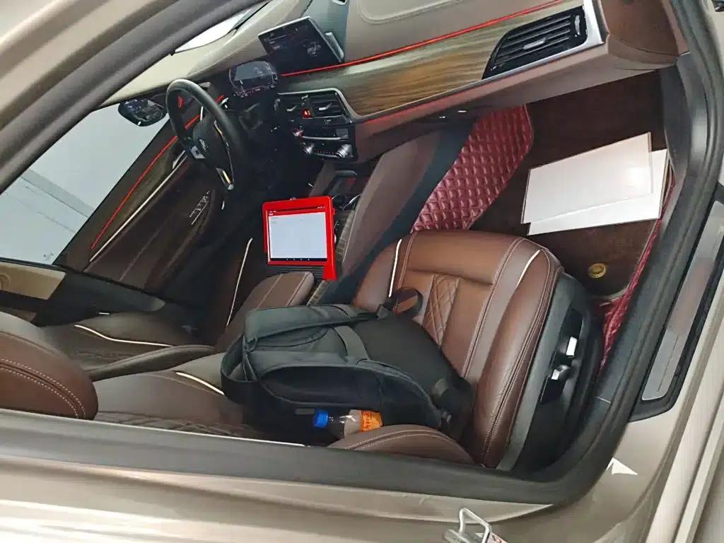 BMW 5 Series PHEV 2020 Mileage Upgrade Edition 530Le Luxury Package — миниатюра 20