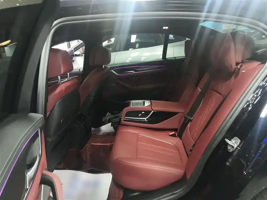 BMW 5 Series PHEV 2022 Facelift 535Le Pioneer Edition M Sport Package — миниатюра 11