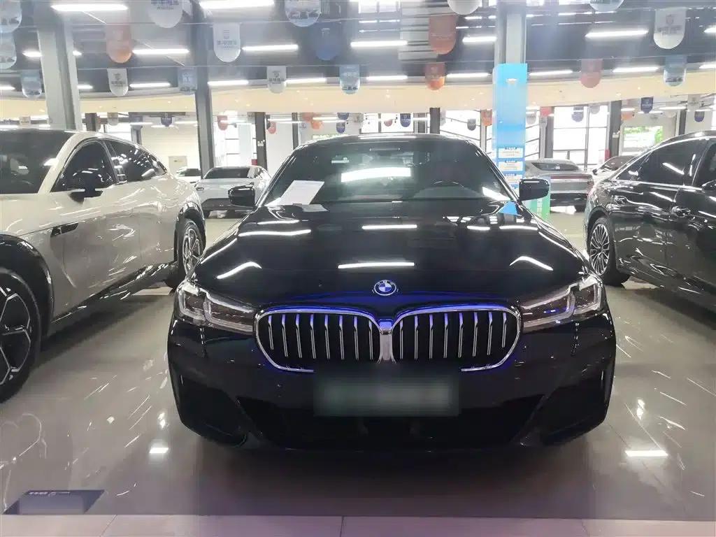 BMW 5 Series PHEV 2022 Facelift 535Le Pioneer Edition M Sport Package — миниатюра 4