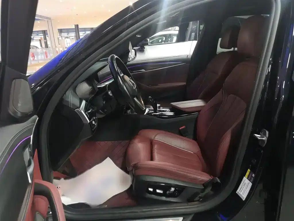 BMW 5 Series PHEV 2022 Facelift 535Le Pioneer Edition M Sport Package — миниатюра 10