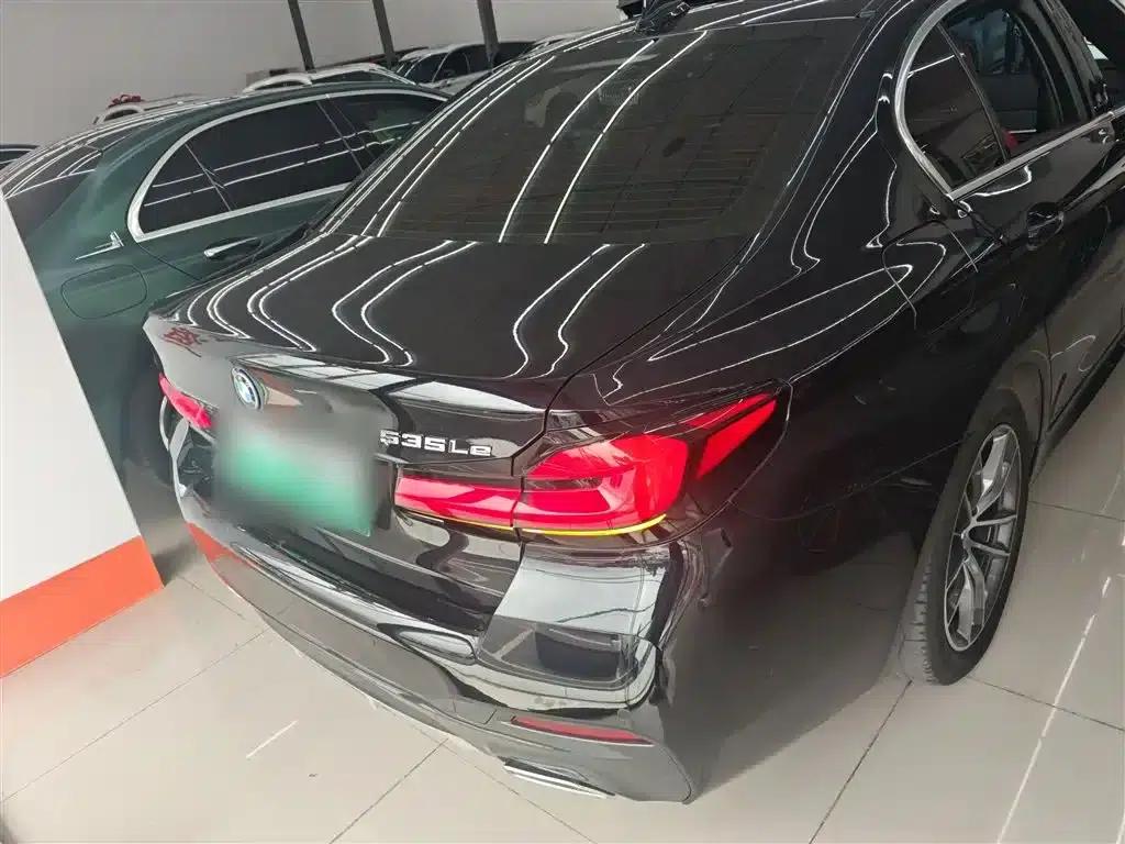 BMW 5 Series PHEV 2021 535Le Pioneer Edition M Sport Package — миниатюра 6