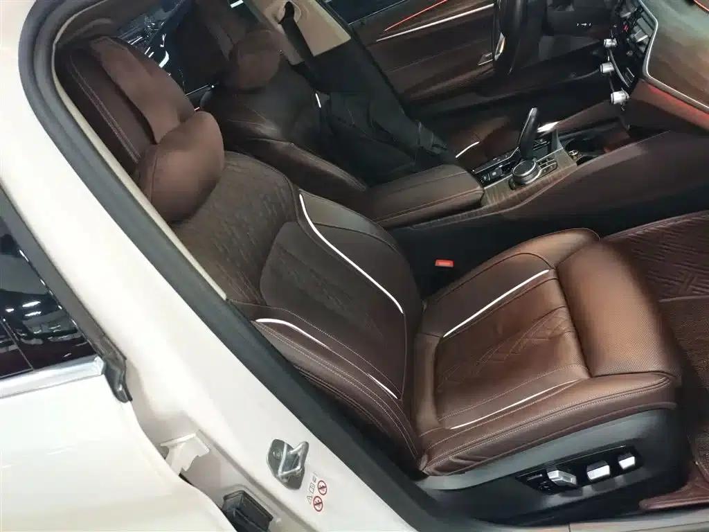 BMW 5 Series PHEV 2020 Mileage Upgrade Edition 530Le Pioneer Edition — миниатюра 21